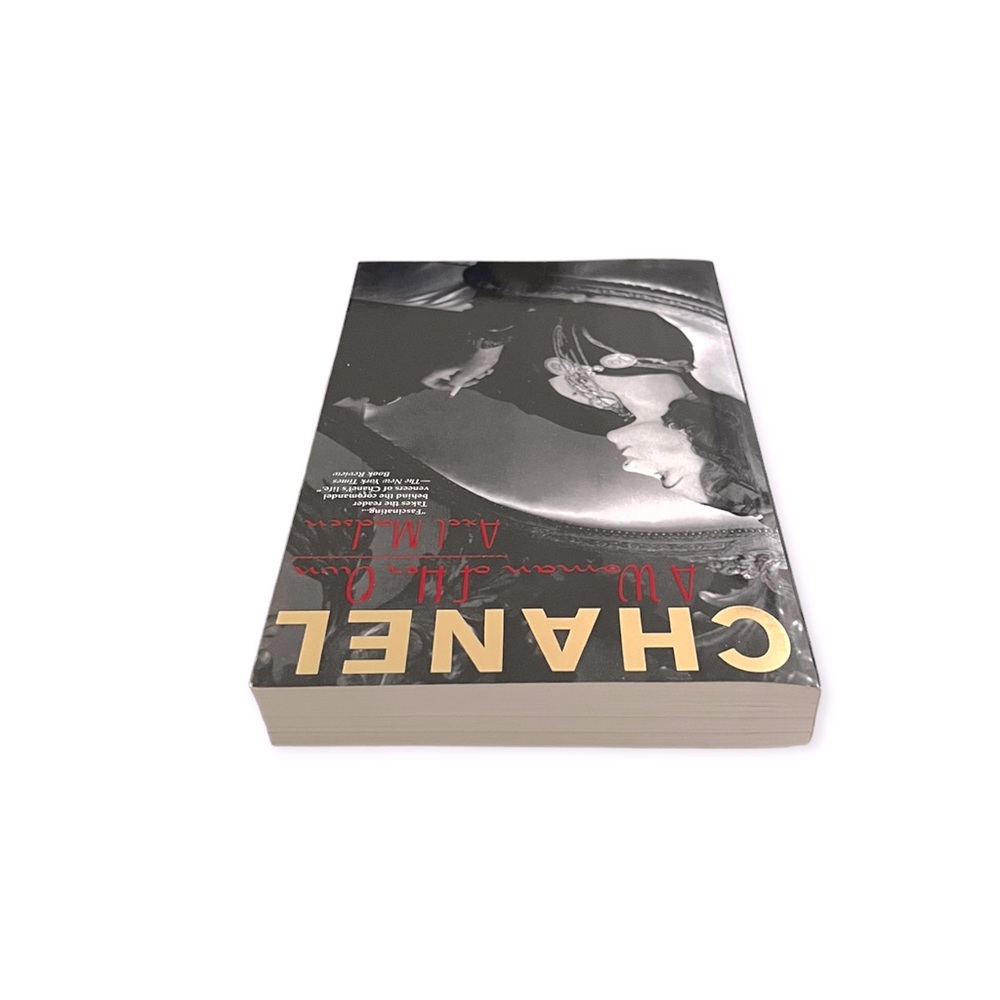 RARE Chanel: A Woman of Her Own by Axel Madsen NEW 1st Edition - Picture 6 of 8